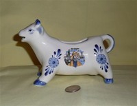 Bretagne souvenir cow creamer