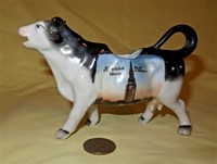 Strzelin souvenir cow creamer