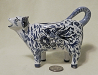  small faience cow creamer