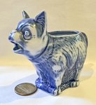 S&V standing blue cat