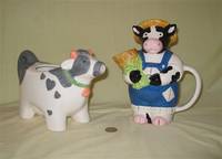 Peaches & Cream and farmer cow pitchers