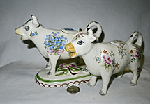 2 modern Kent cow creamers