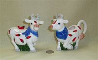 Hot Pepper cow creamer and sugar