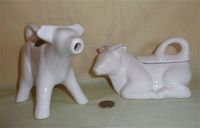 Sta-Ma Mexican cow creamer and sugar