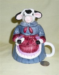 Three piece lady cow with apron creamer & sugar