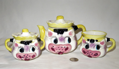 Lipper & Mann cow head teapot with creamer and sugar