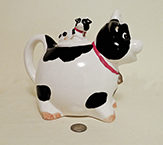 B&W cow with calf on lid teapot